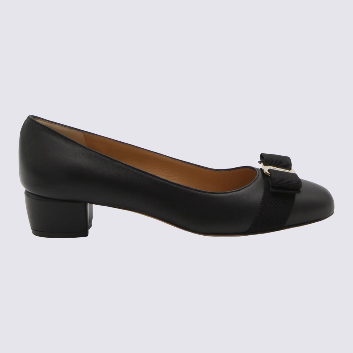 Shop Ferragamo Black Leather Pumps