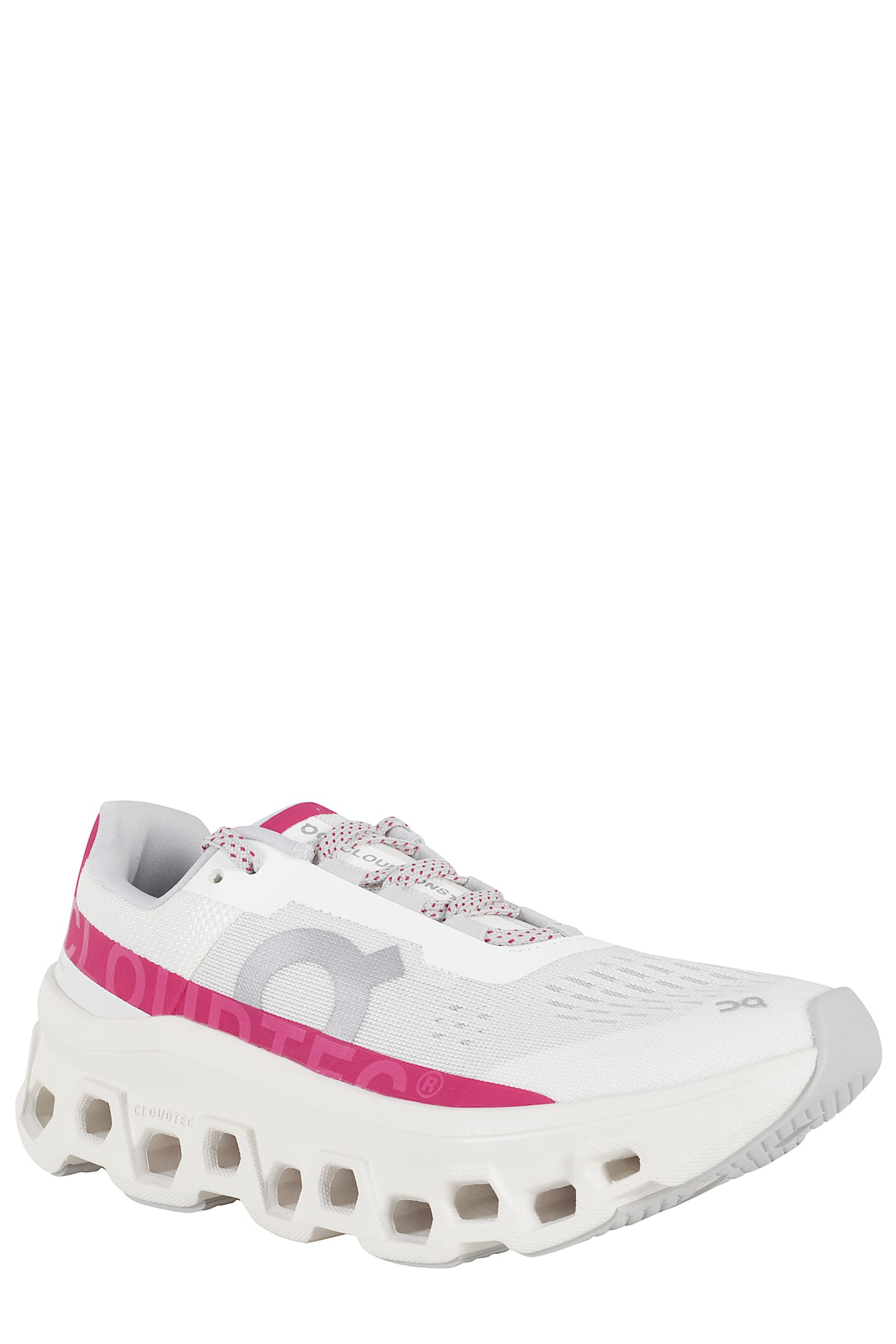 On Cloudmster In White