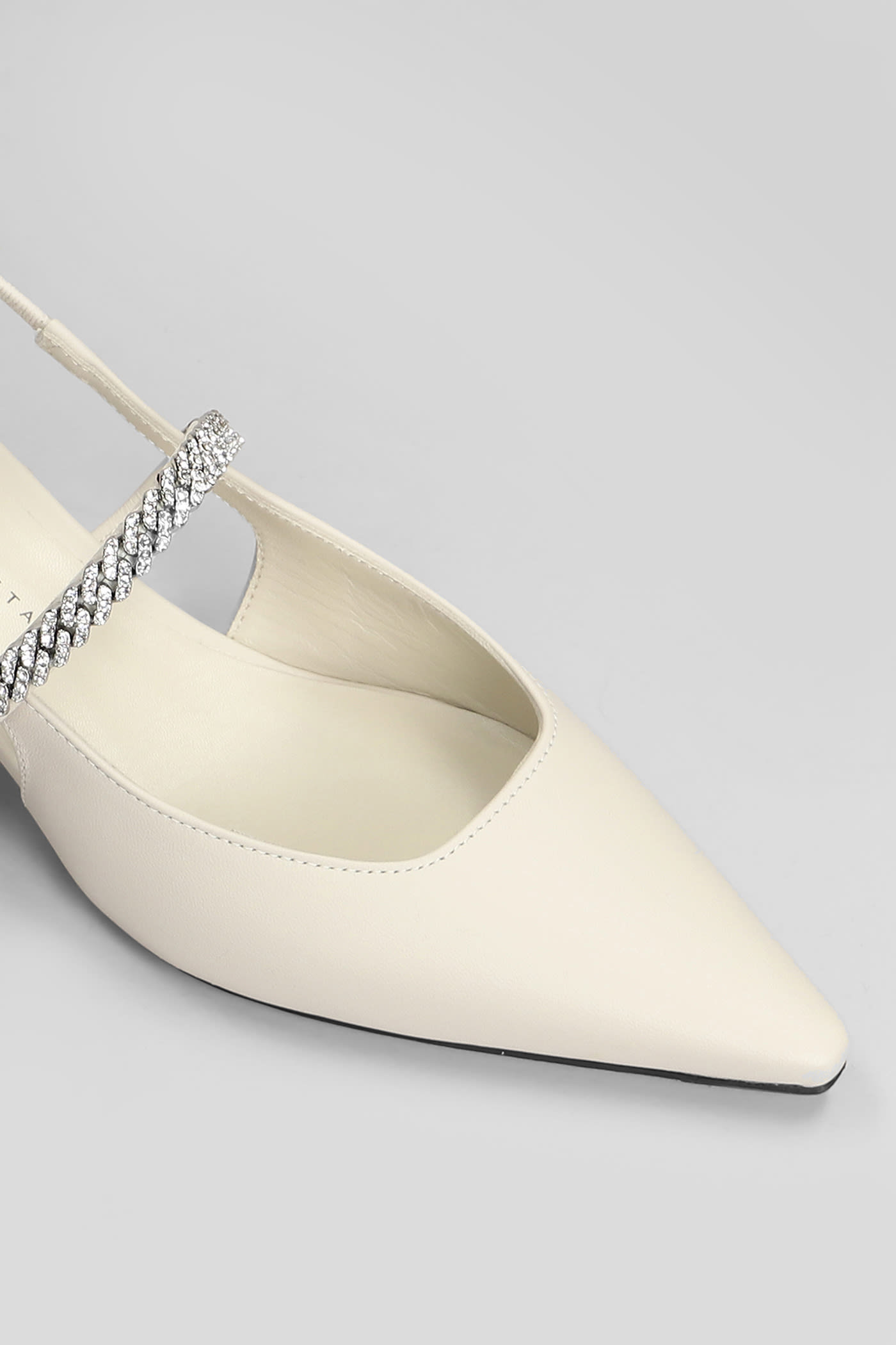 Shop Roberto Festa Mallory Pumps In Beige Leather