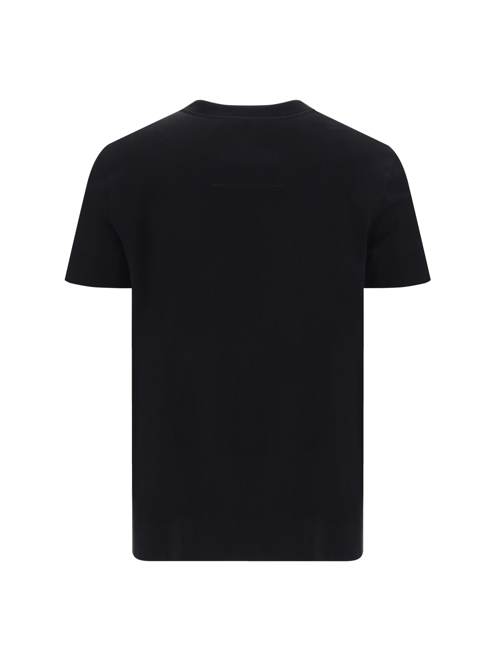 Shop Givenchy T-shirt In Black