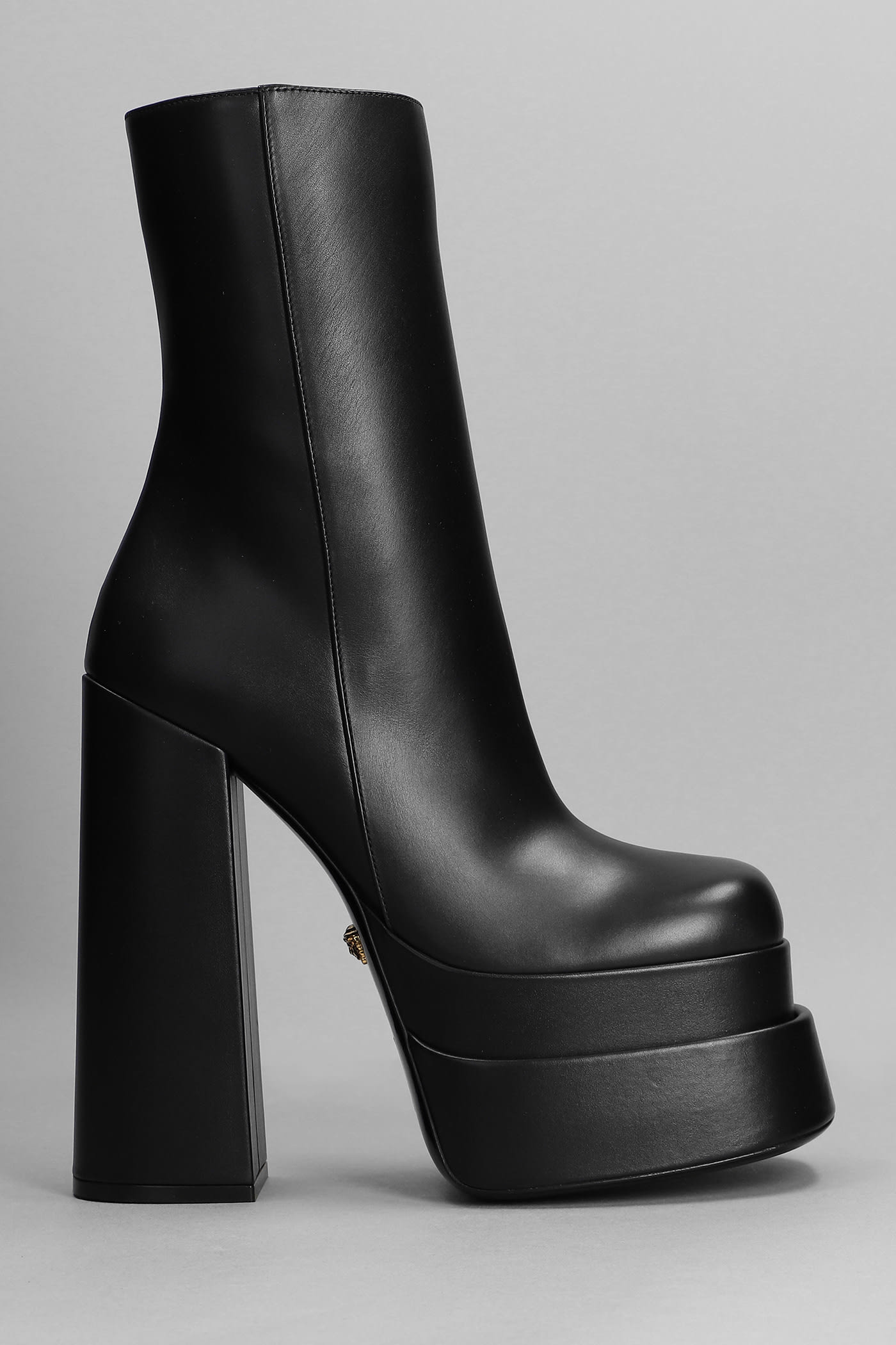 Versace Aevitas High Heels Ankle Boots In Black Leather