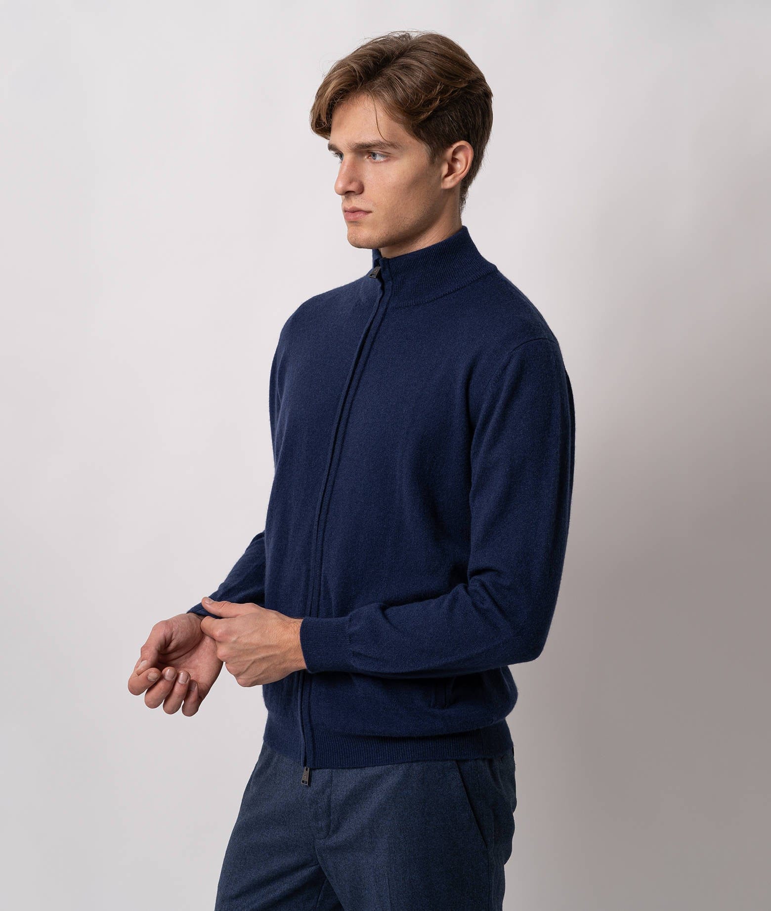 Larusmiani Cardigan Full Zip Warth Jacket In Blue