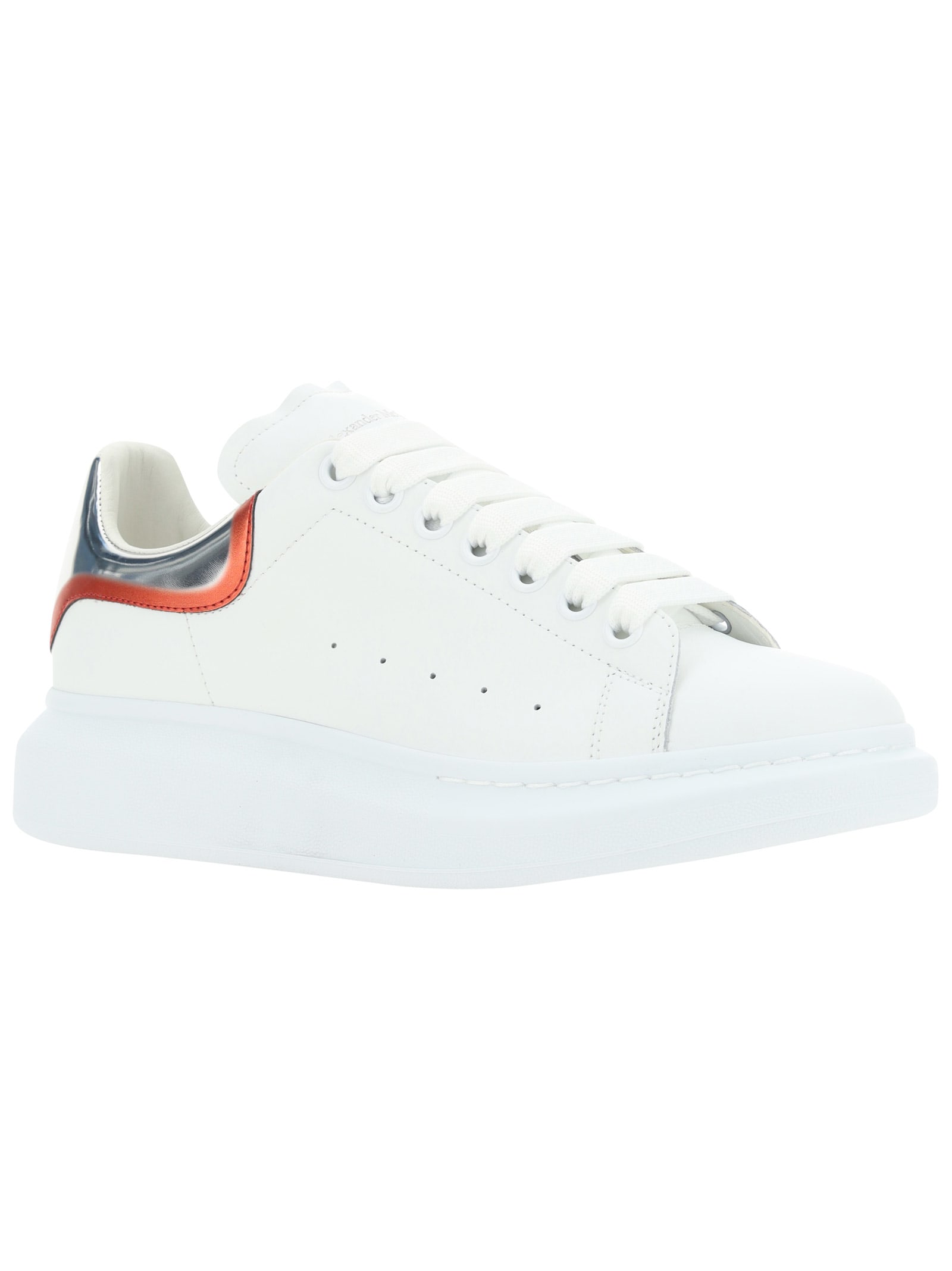 Shop Alexander Mcqueen Sneakers In Bianco/argento