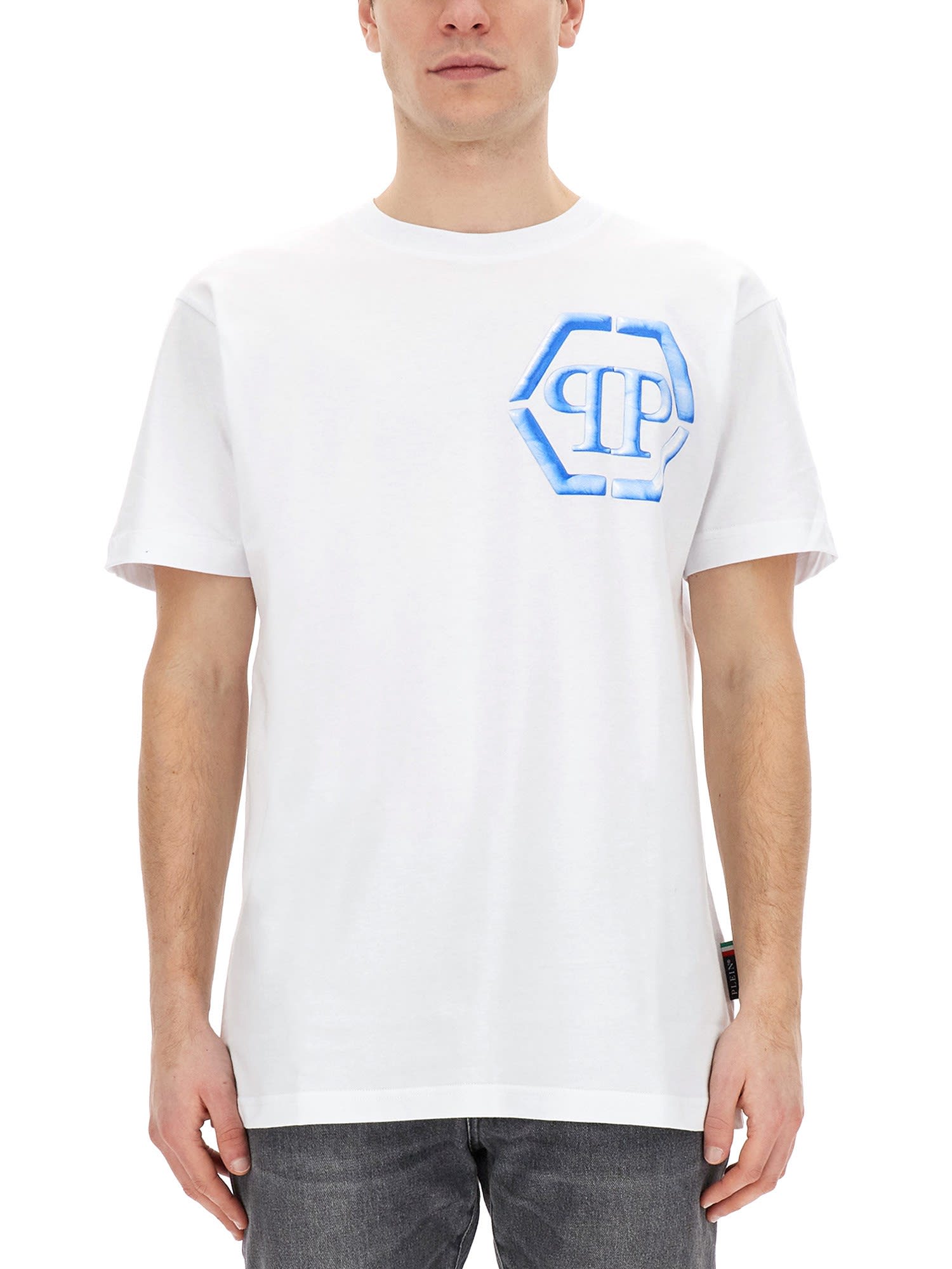 Shop Philipp Plein T-shirt With Logo In Bianco