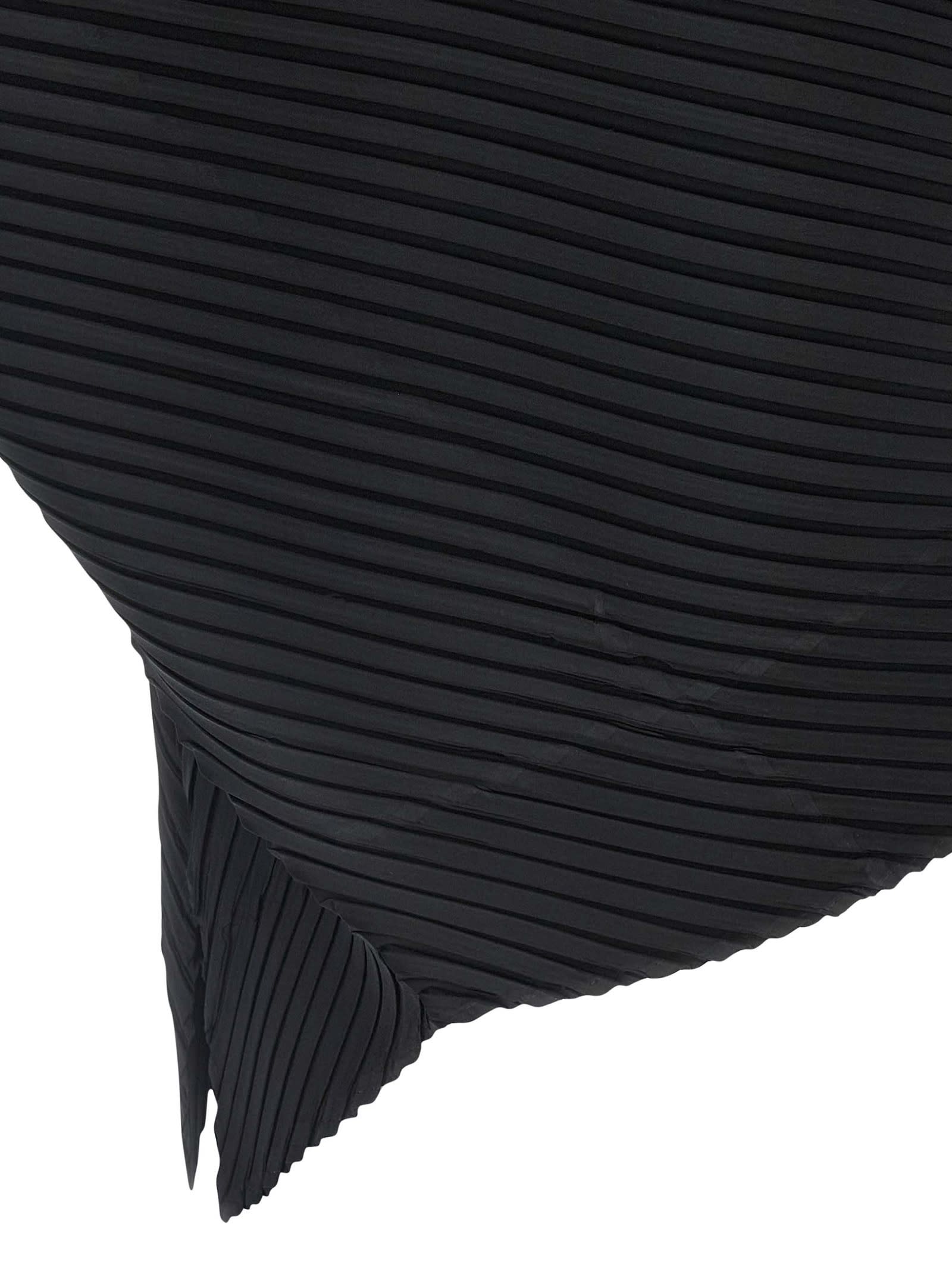 Issey Miyake Soft Fold Pleats Top In Black