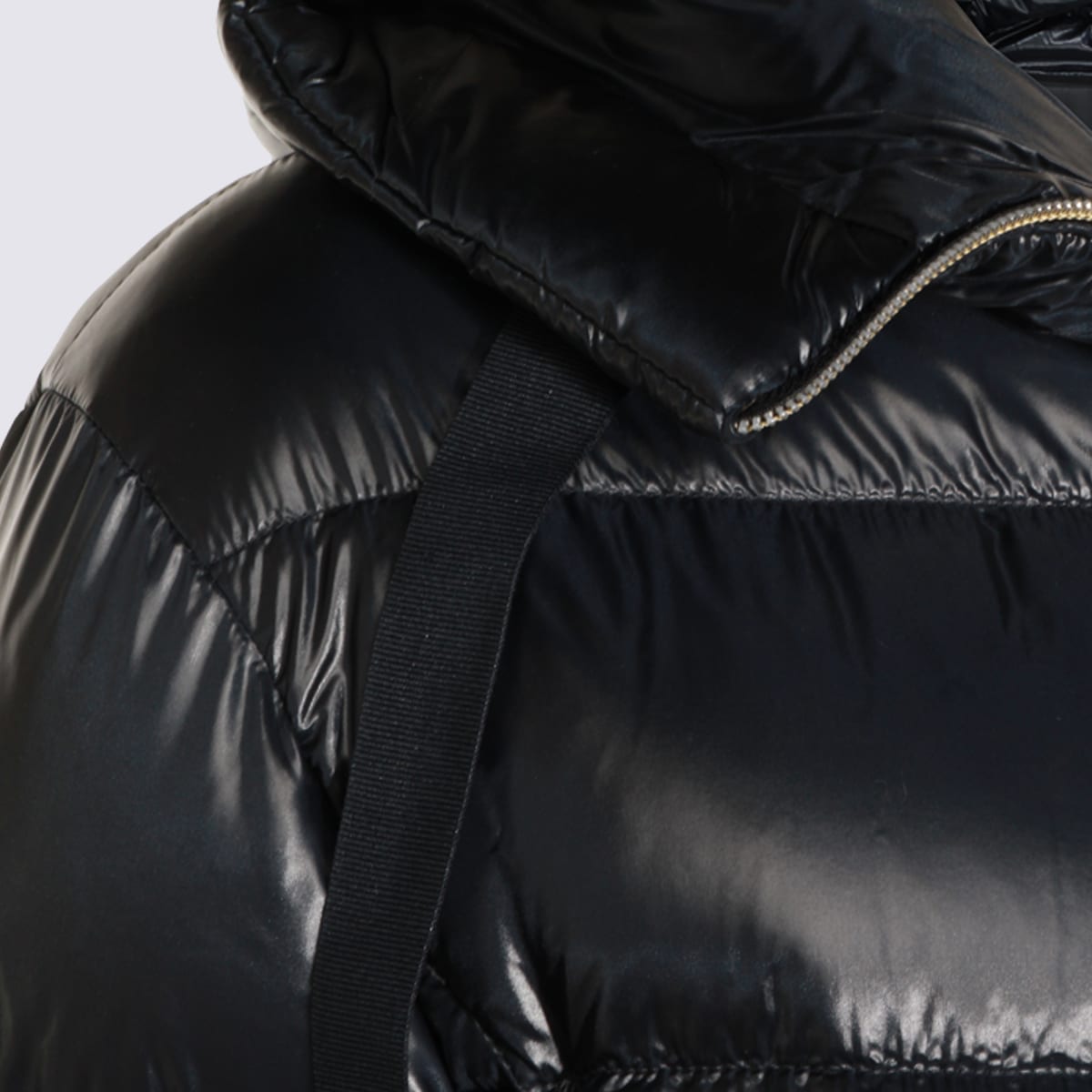 Herno Hooded Long Sleeve Quilted Down Jacket In Blue