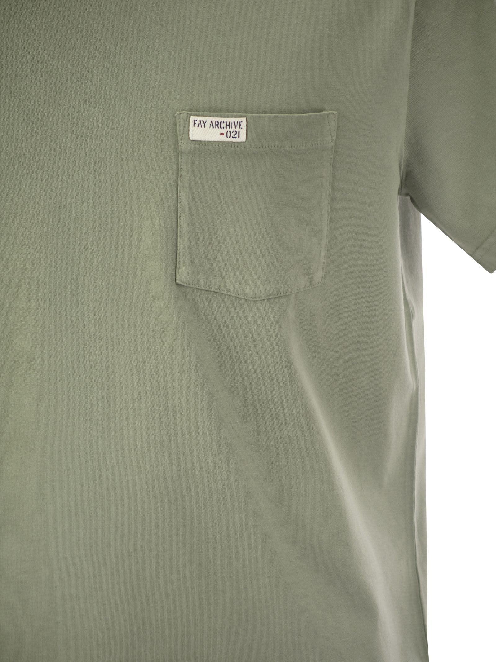 Shop Fay T-shirt  Archive In Verde Militare