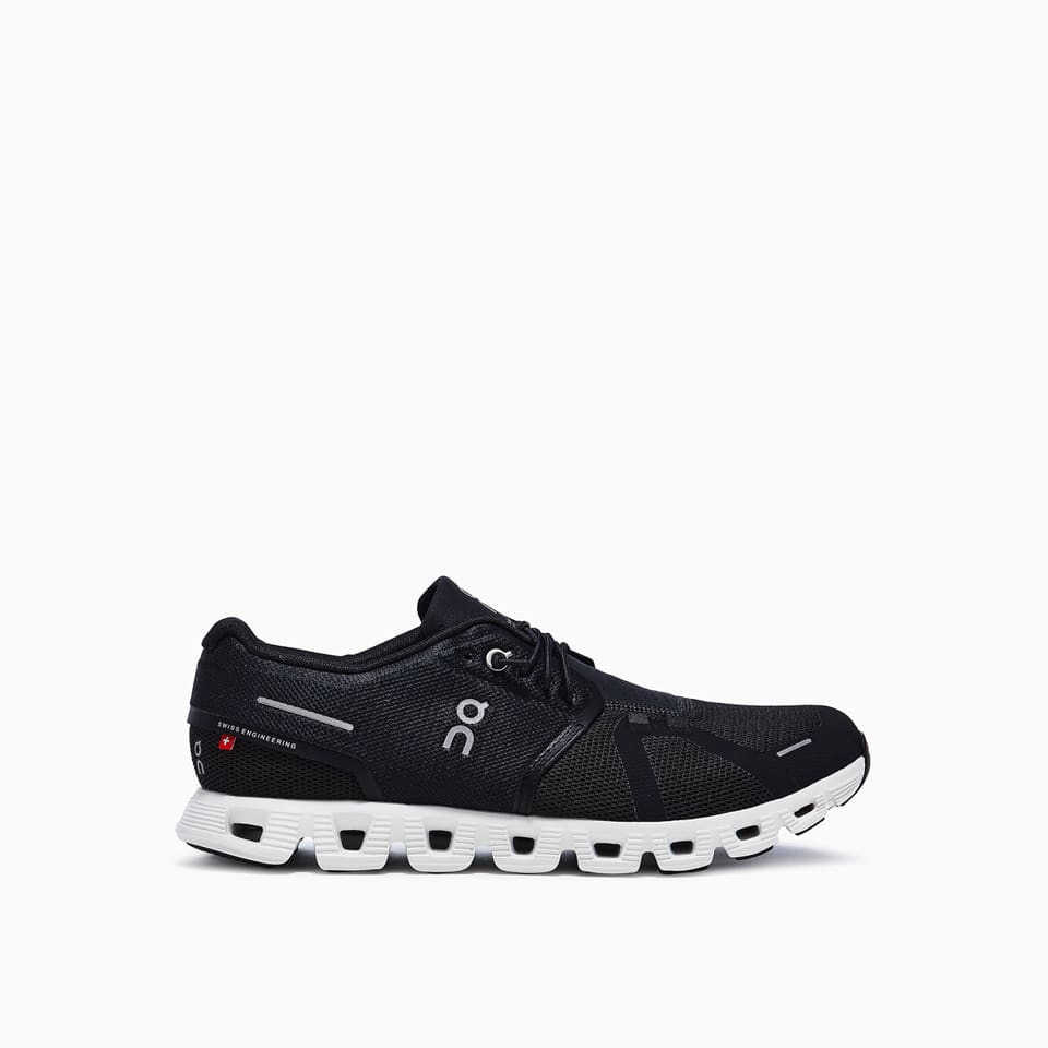 On Running On Cloud 5 Sneakers 59.98919 In Black/white