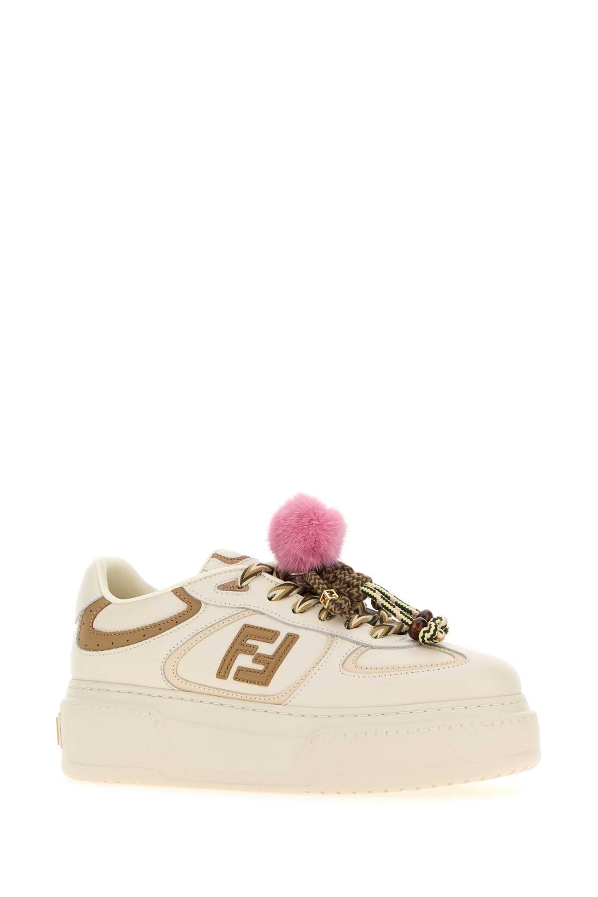 Fendi Low Top Platform Shoes In White Leather With Charm In White