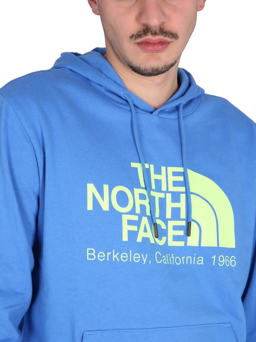 THE NORTH FACE SWEATSHIRT WITH LOGO EMBROIDERY 