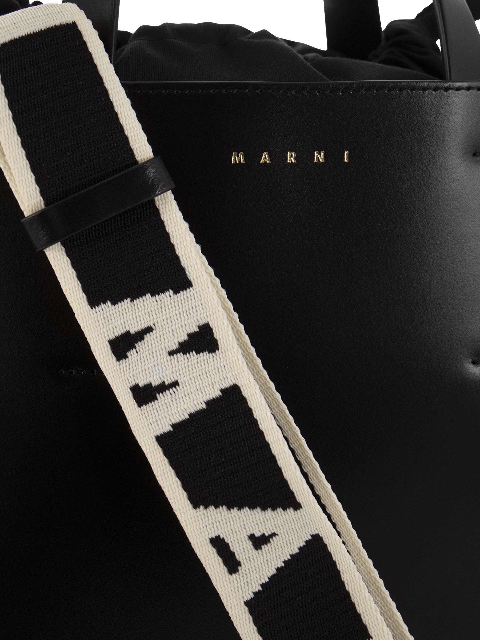 Marni Small Museo Black Leather Bag In Black