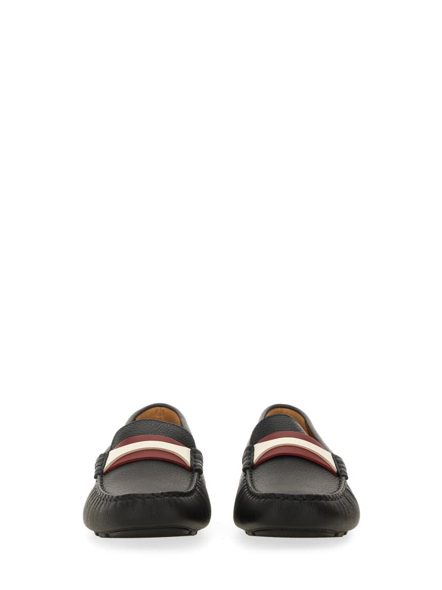 Bally Textured Leather Driver Loafers With Contrast Stripe In Black