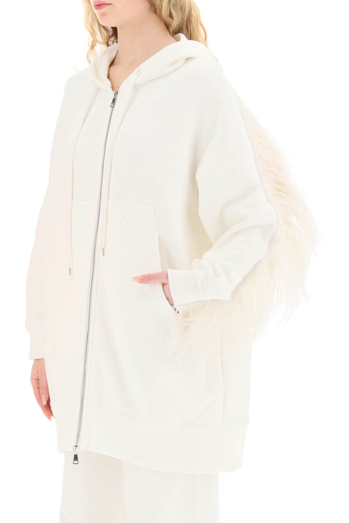 Shop N°21 Oversized Hoodie With Feathers In Ecru (white)