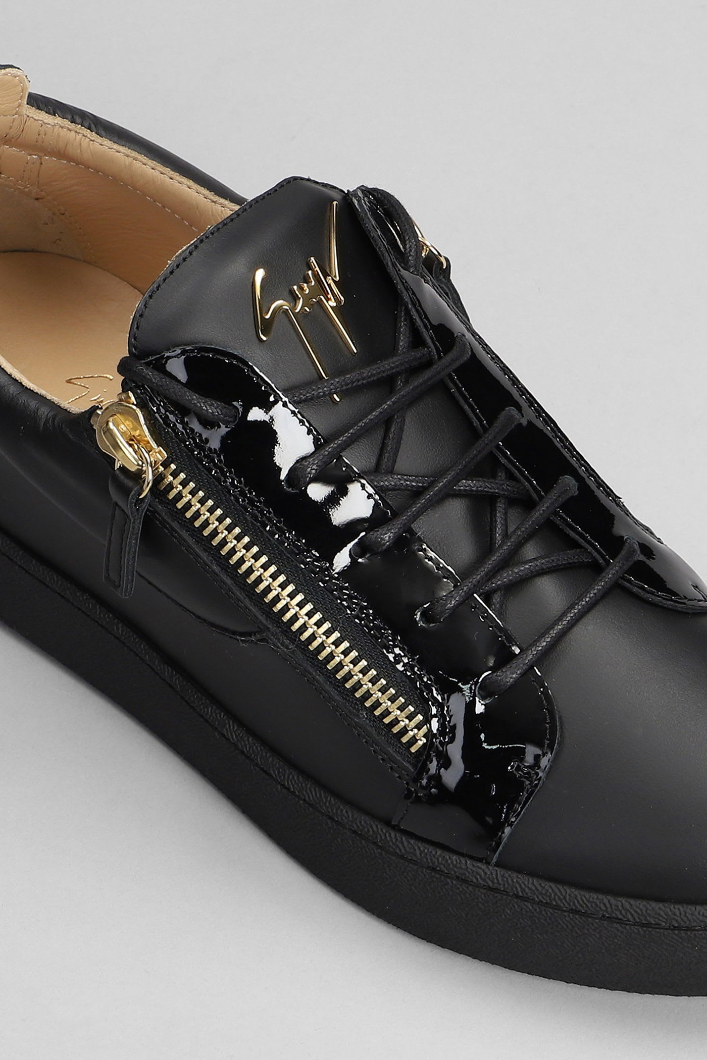 Giuseppe Zanotti A1 Sneakers In Black Leather In Black