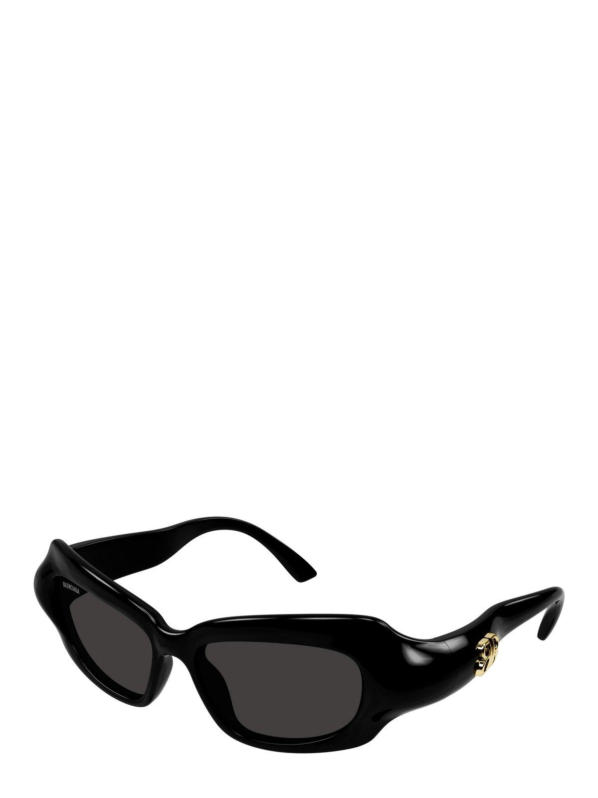 Shop Balenciaga Palazzo Rectangle Frame Sunglasses Sunglasses In Black-black-grey