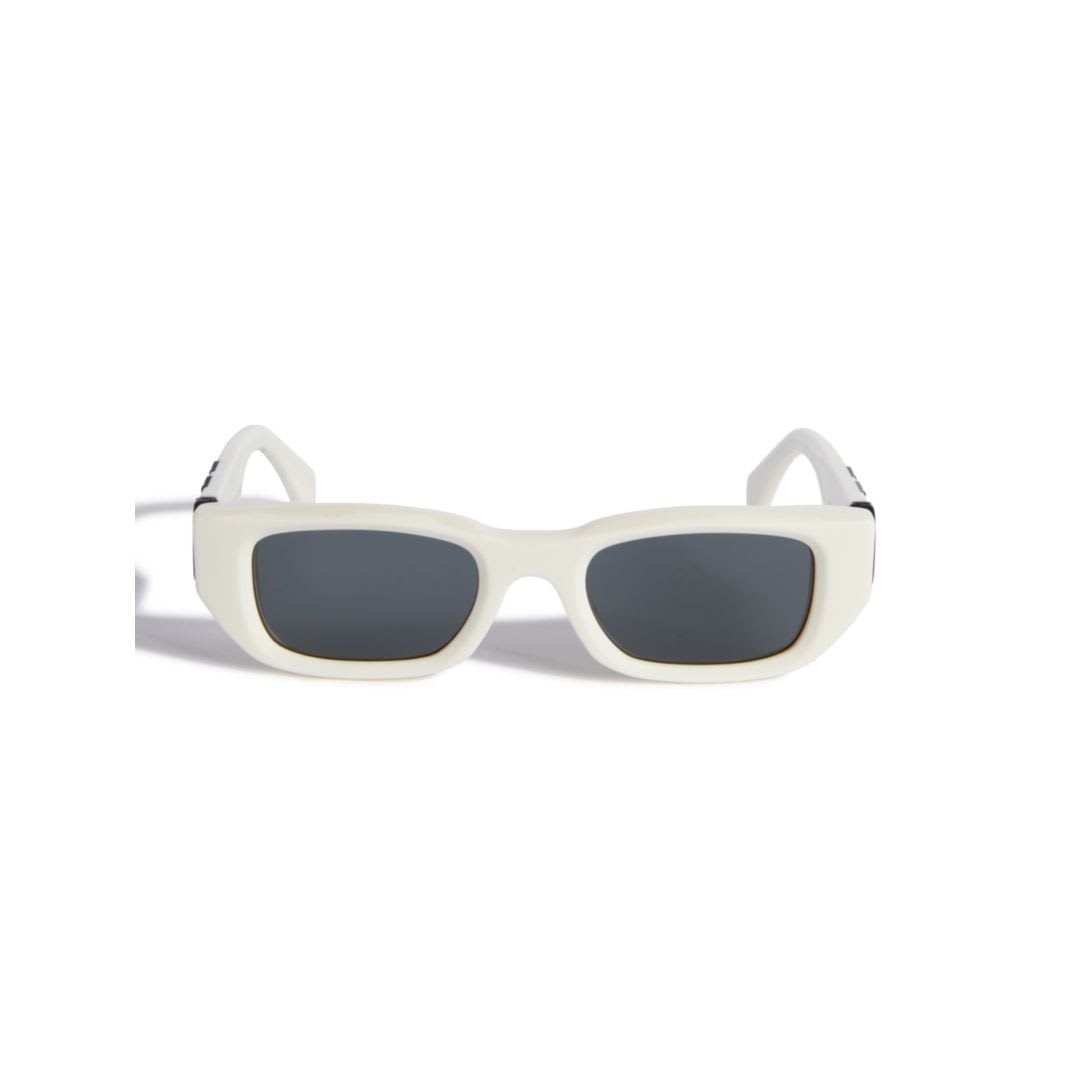 Off-white Sunglasses Oeri124 Fillmore In 0107 White