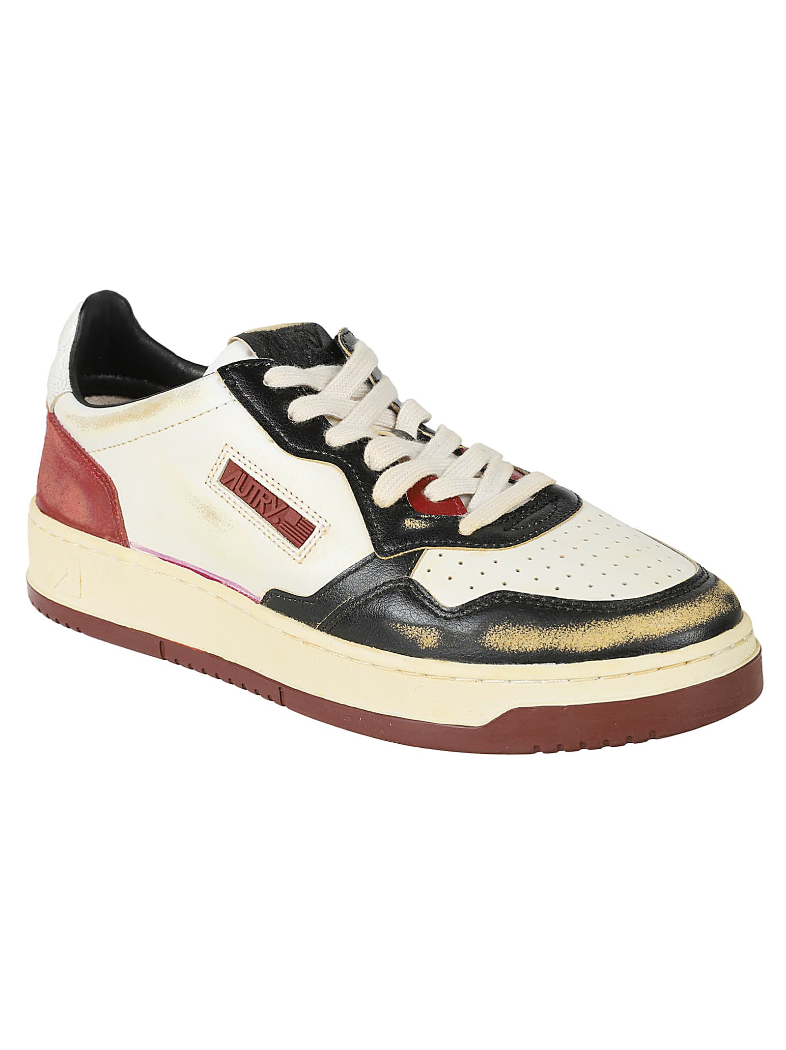 Shop Autry Super Vintage Low Sneakers In Blk/syrah