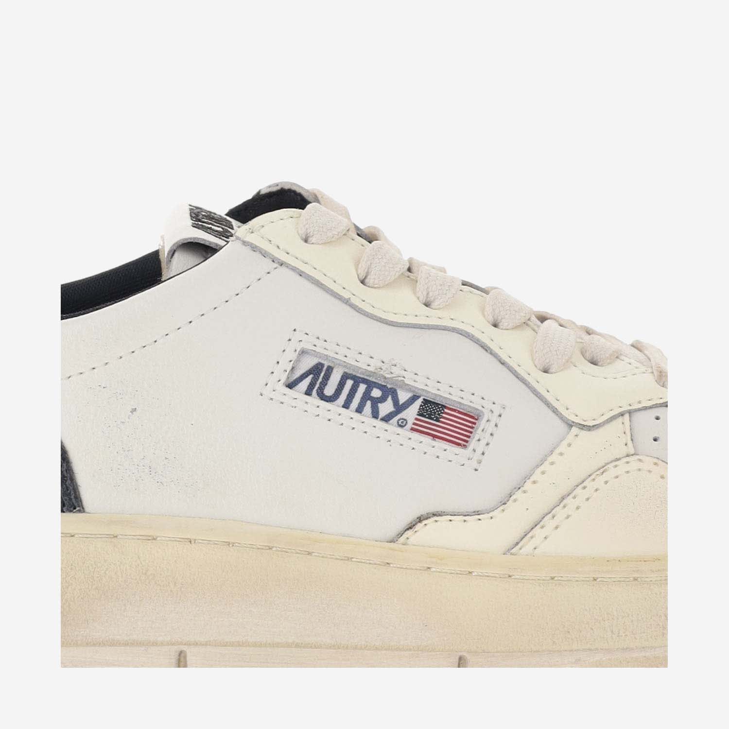 Shop Autry Super Vintage Color-block Sneakers In Bianco