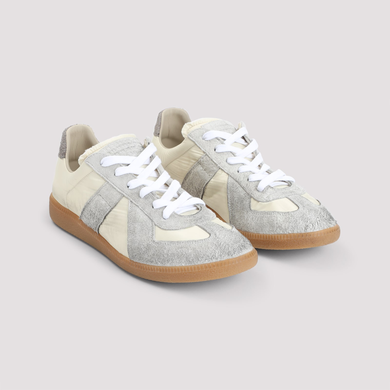 Maison Margiela Sneakers In Beige With Front Lace-up Fastening In Lemon Grey