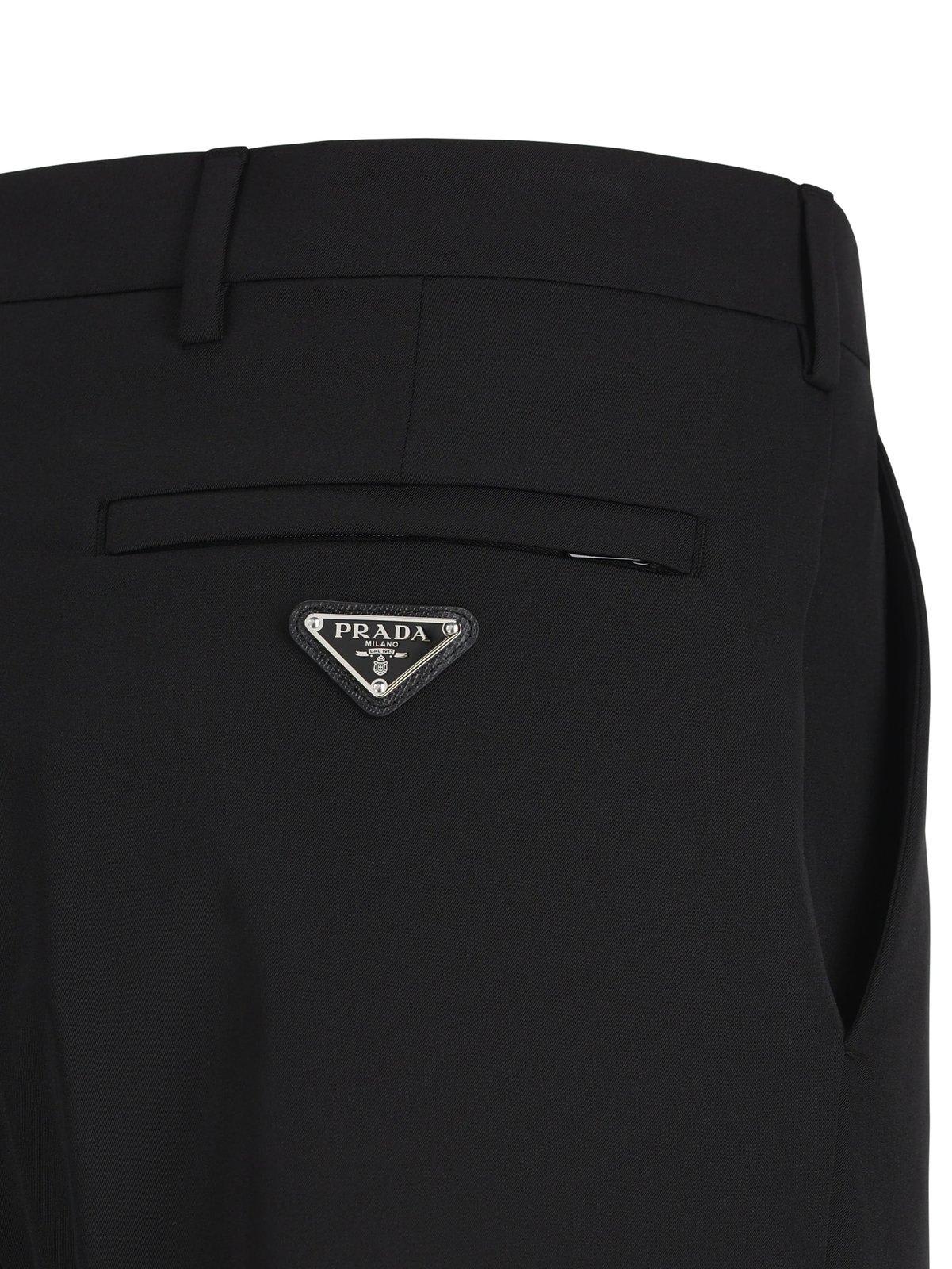 Prada Logo-plaque Cropped Tailored Trousers In F0002