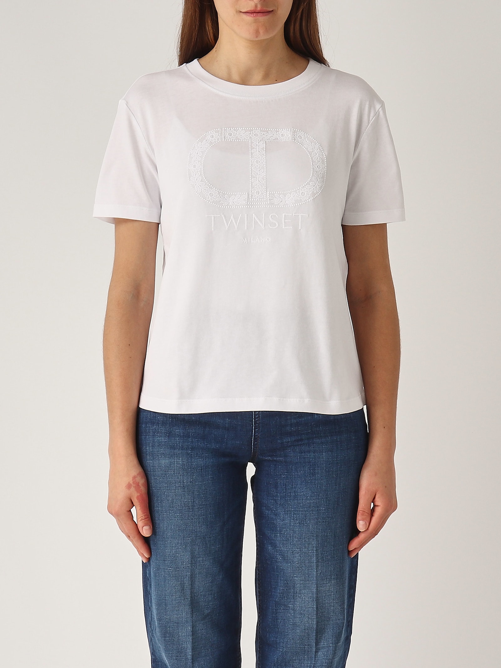 Twinset T-shirt Con Oval-t Metallico T-shirt In Bianco