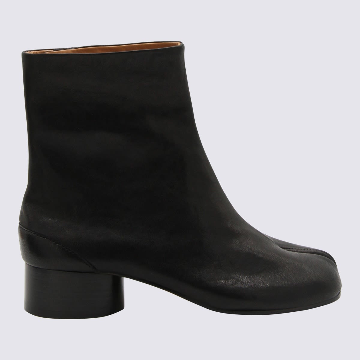 Shop Maison Margiela Black Leather Tabi Ankle Boots