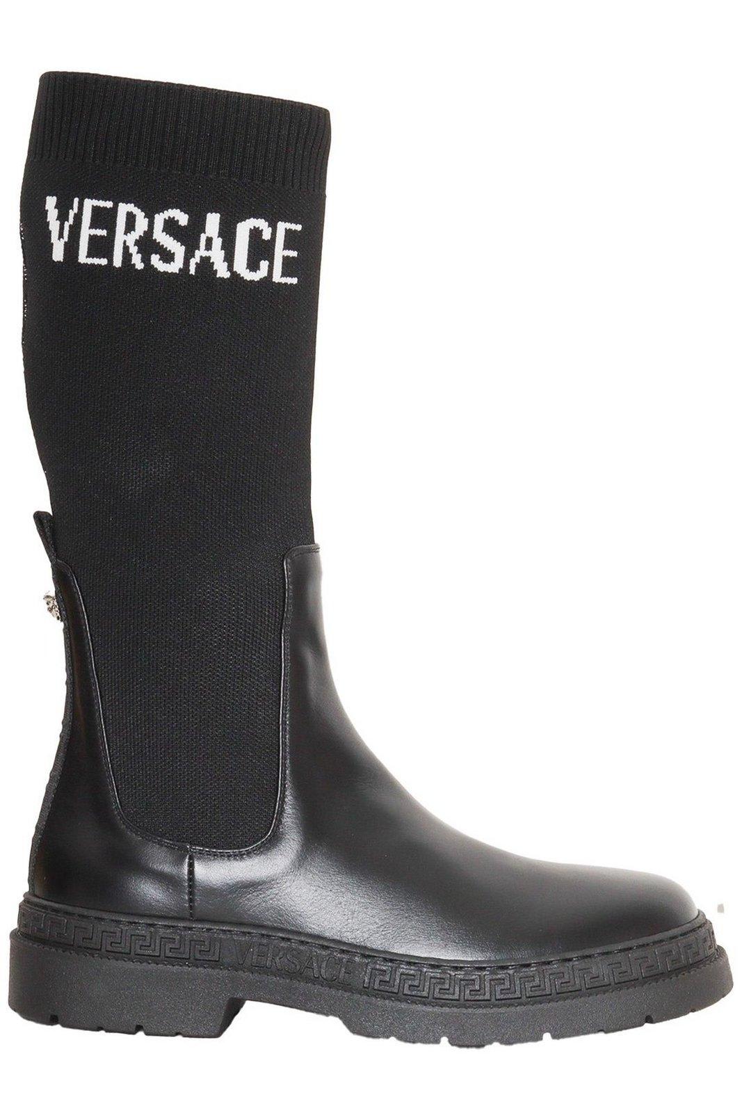 Young Versace Kids' Logo Intarsia Round Toe Boots In P Nero Bianco Palladio