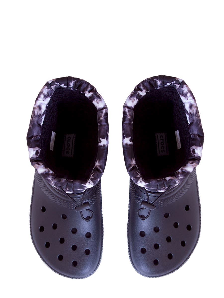 Crocs Tye Dye Lined Boot In Black