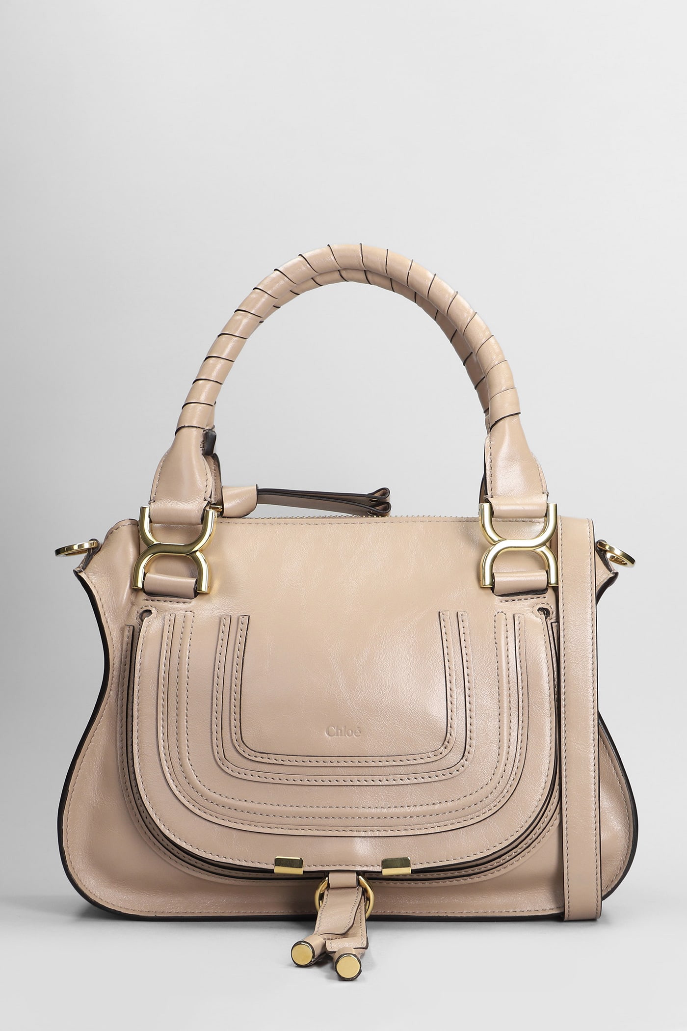 Shop Chloé Mercie Shoulder Bag In Beige Leather