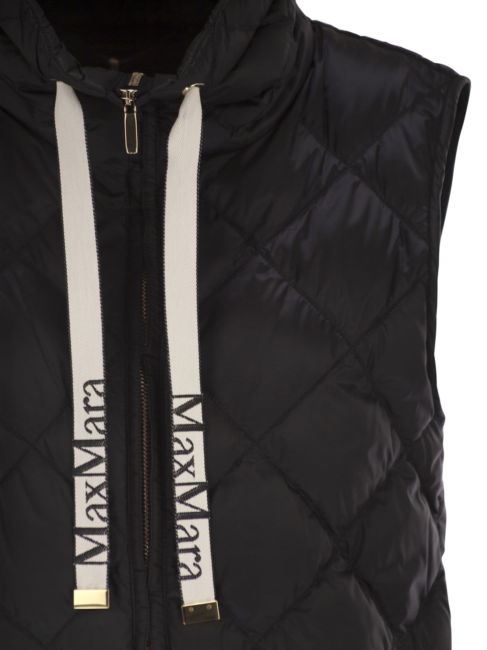 Max Mara The Cube Tregic Down Vest In Black