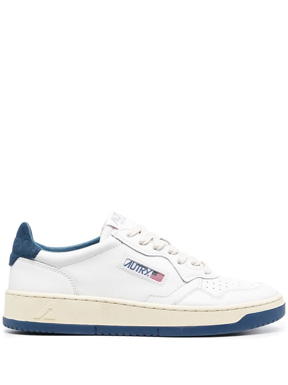 Autry 01 Low Sneakers In White And Blue Leather