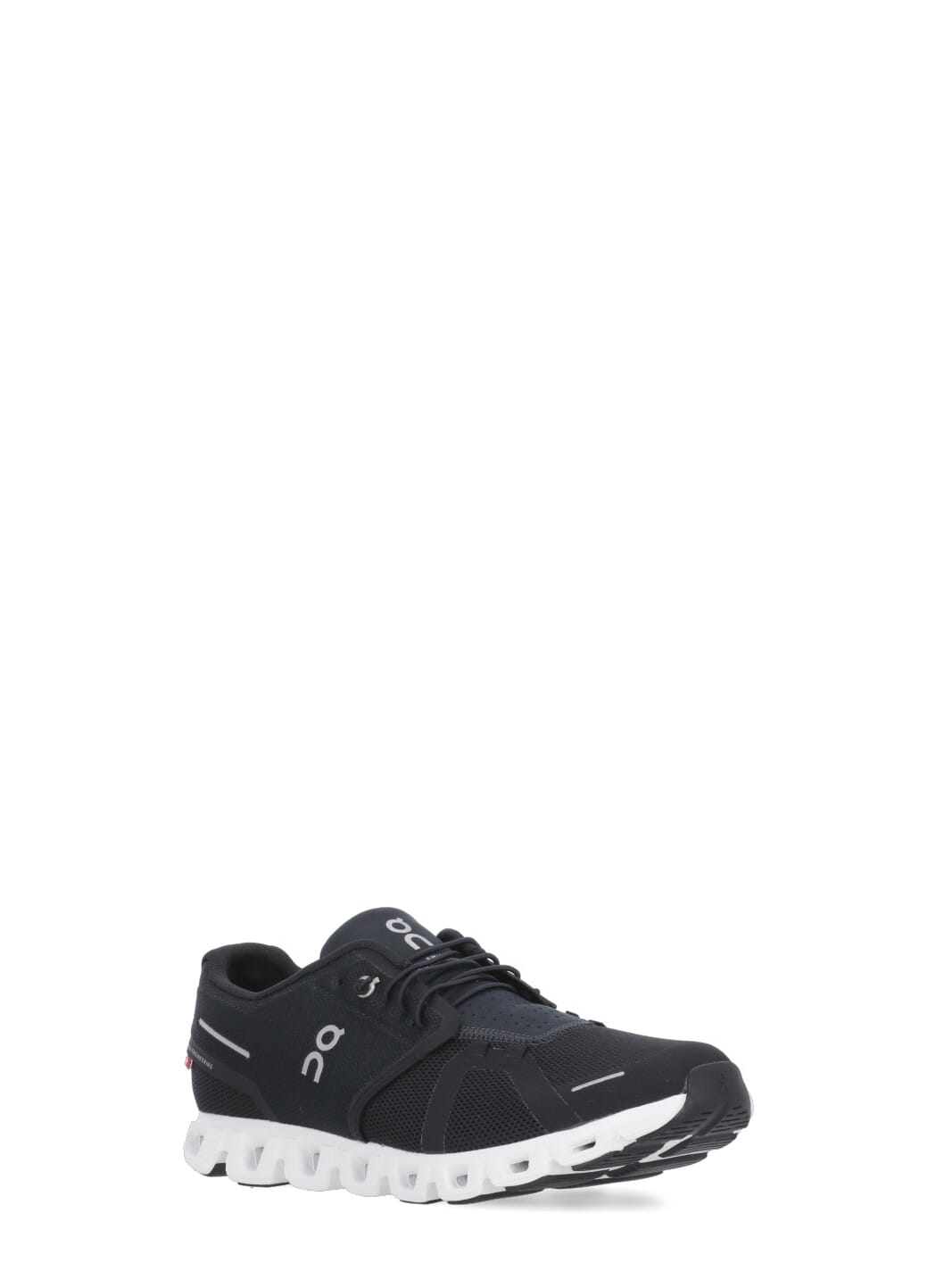 Shop On Cloud 5 Sneakers In Black/white