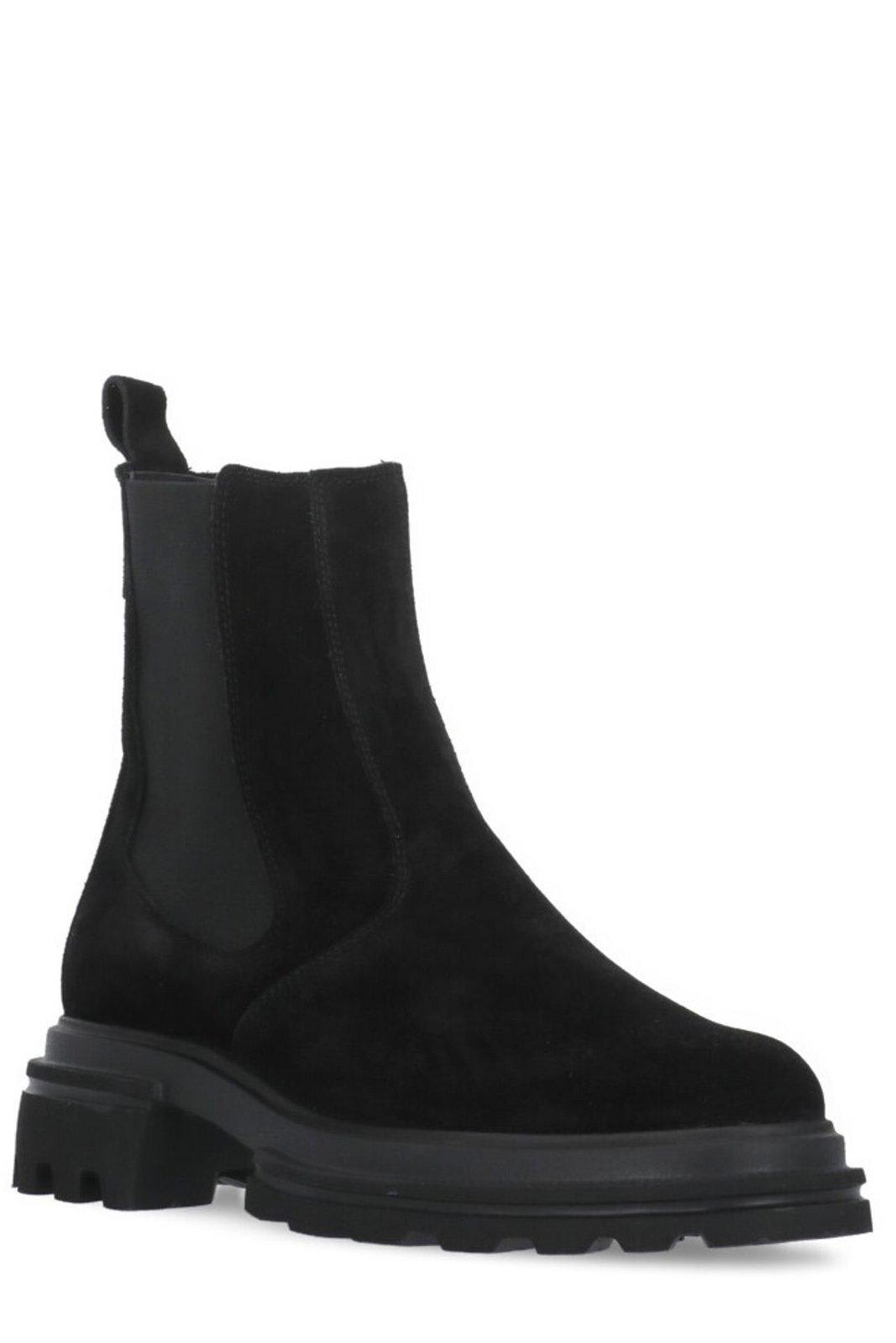 Shop Hogan Round-toe Slip-on Chelsea Boots In Black