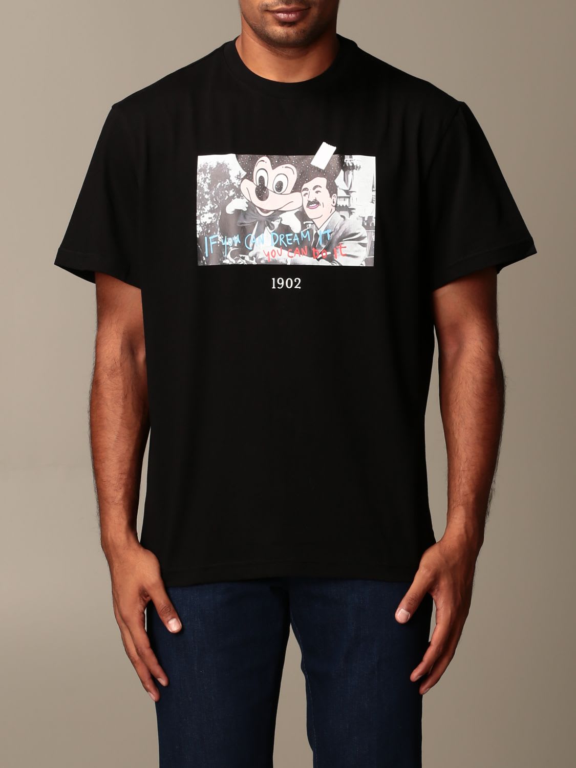 ThrowbackThrowback T-shirt Throwback T-shirt With Walt Print | DailyMail