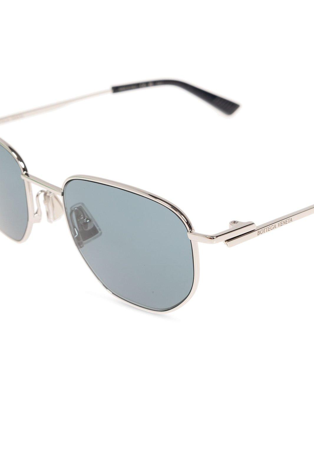 Shop Bottega Veneta Eyewear Round-frame Sunglasses In Silver Grenn