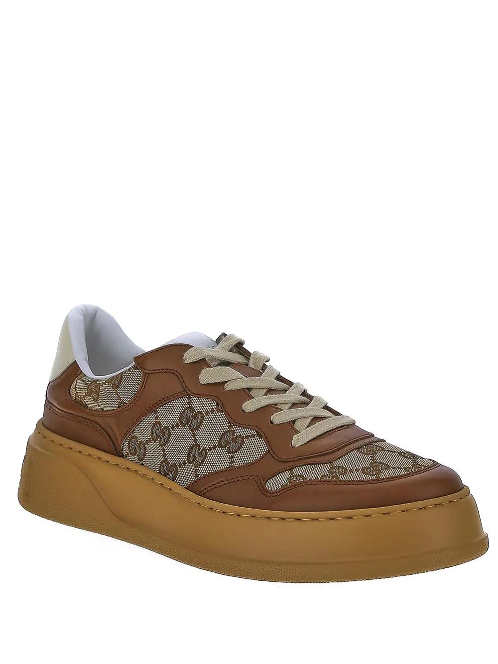 Shop Gucci Gg Sneakers In Leather Brown