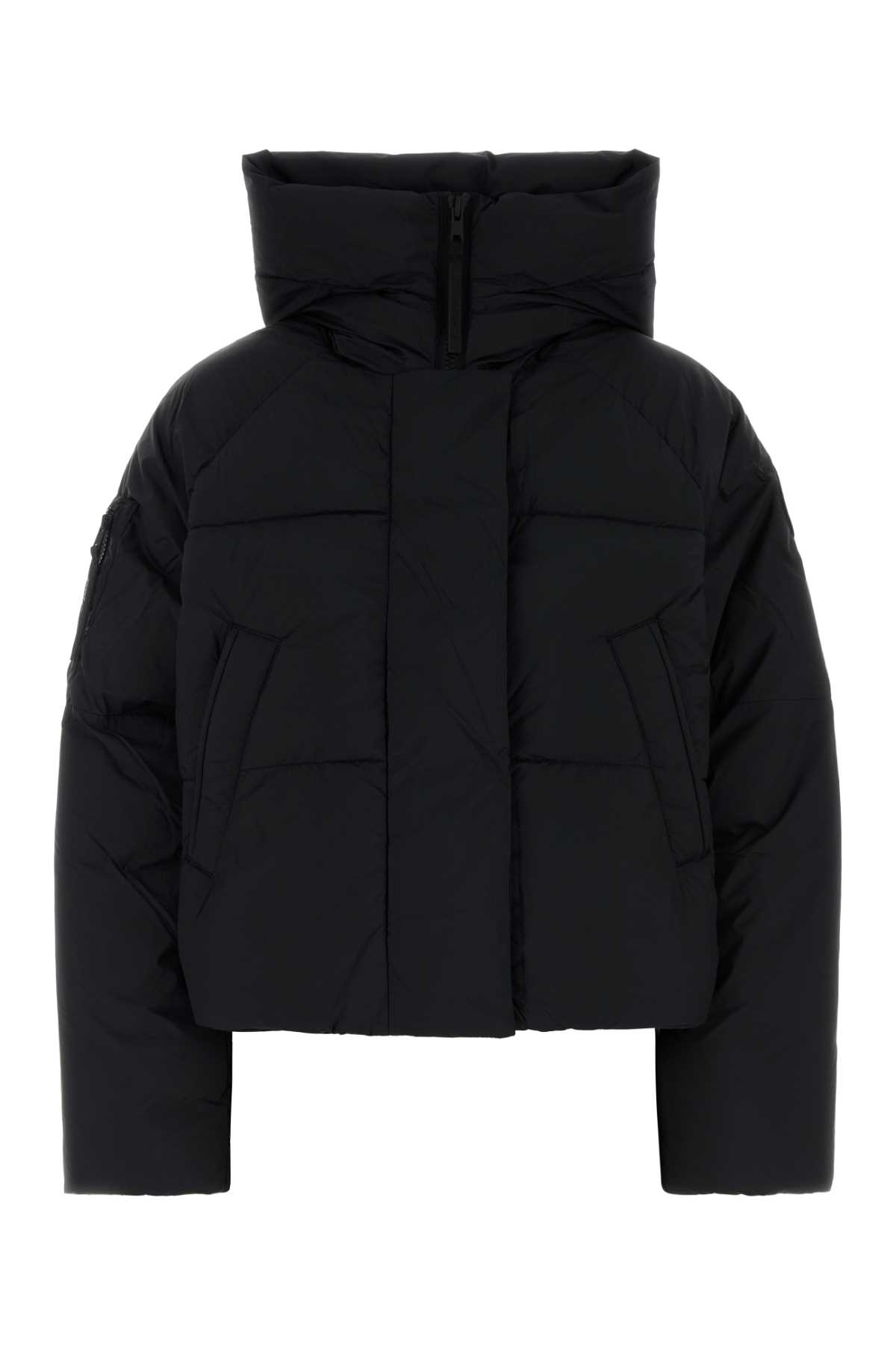 Canada Goose Hooded Long Sleeve Puffer Jacket In Black