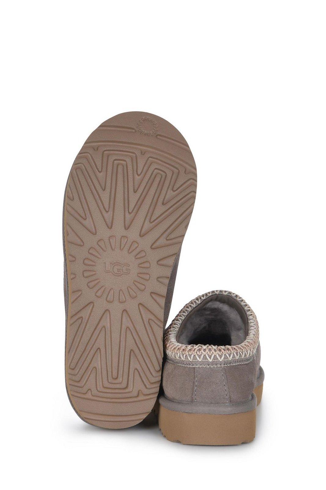 Ugg Tasman Logo Embossed Slippers In Gray