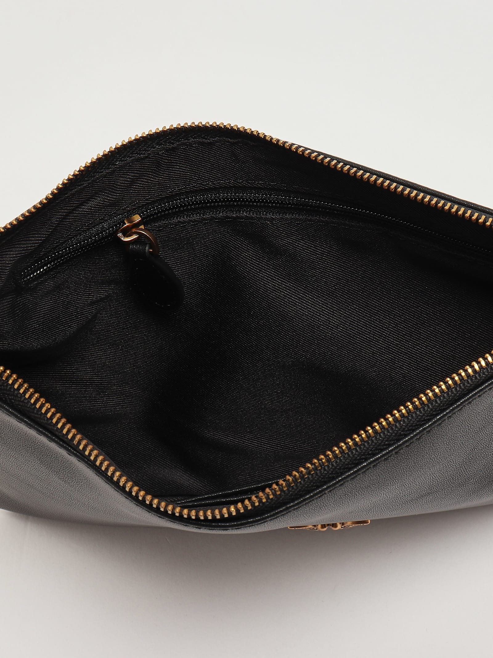 Pinko Flat Classic Clutch In Black