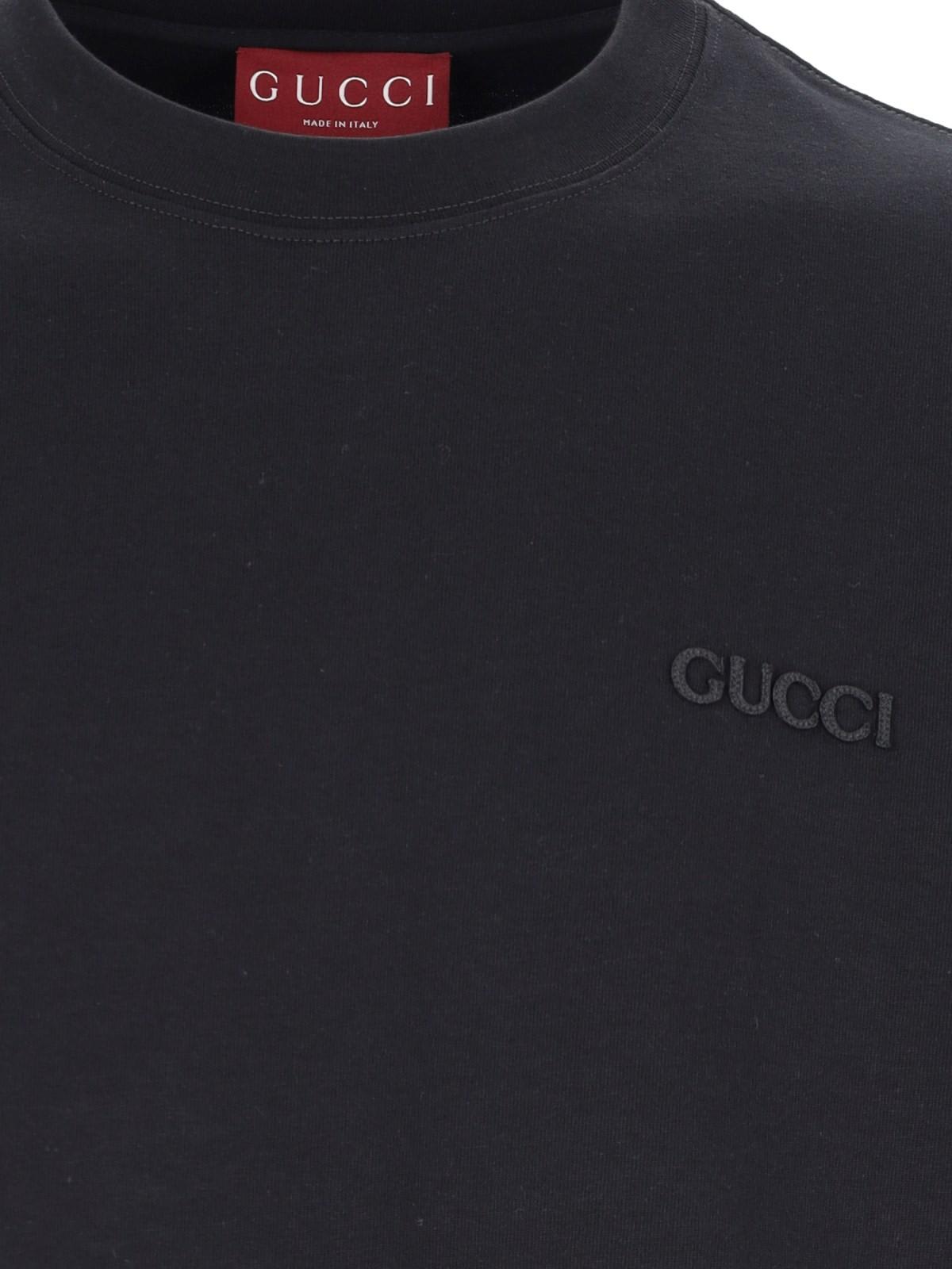 Shop Gucci Logo T-shirt In Black