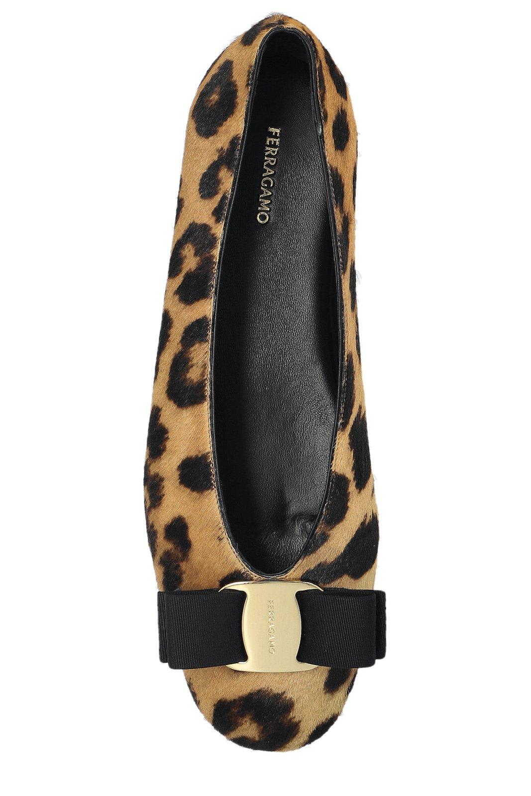 Ferragamo Leopard Printed Vara Bow Ballet Flat In Brown