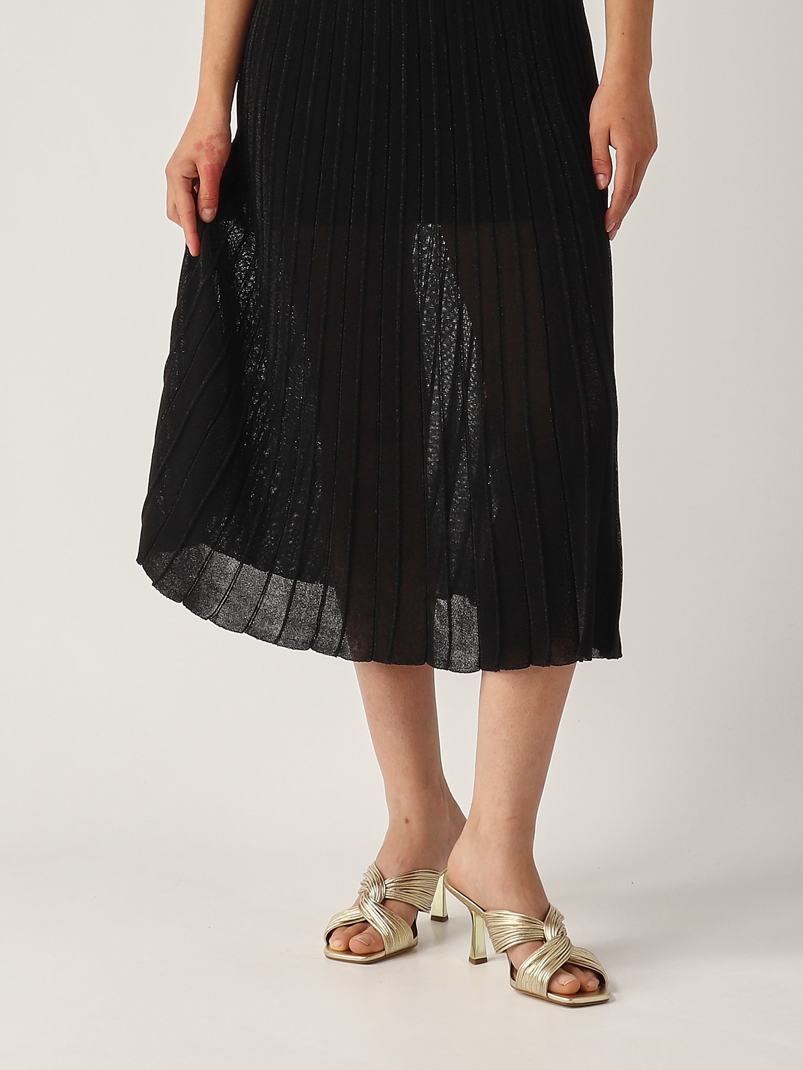Gran Sasso Gonna Plisse Lurex Skirt In Black
