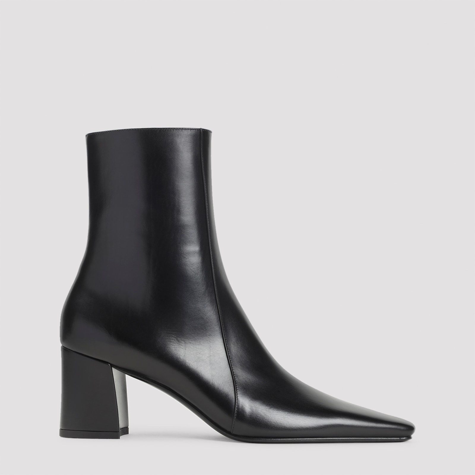 Saint Laurent Rainer 70 Leather Bootie In Black