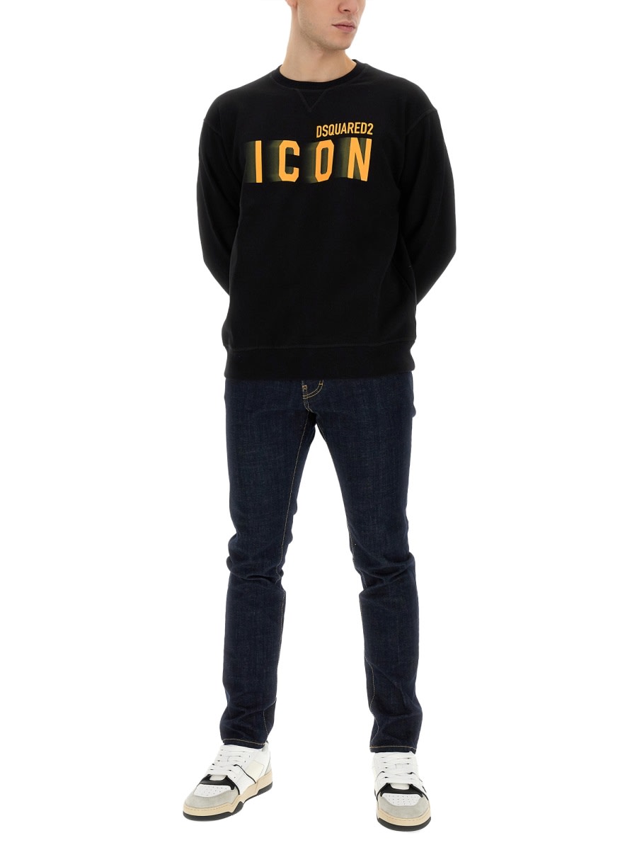 Shop Dsquared2 Sweatshirt With Logo In Black