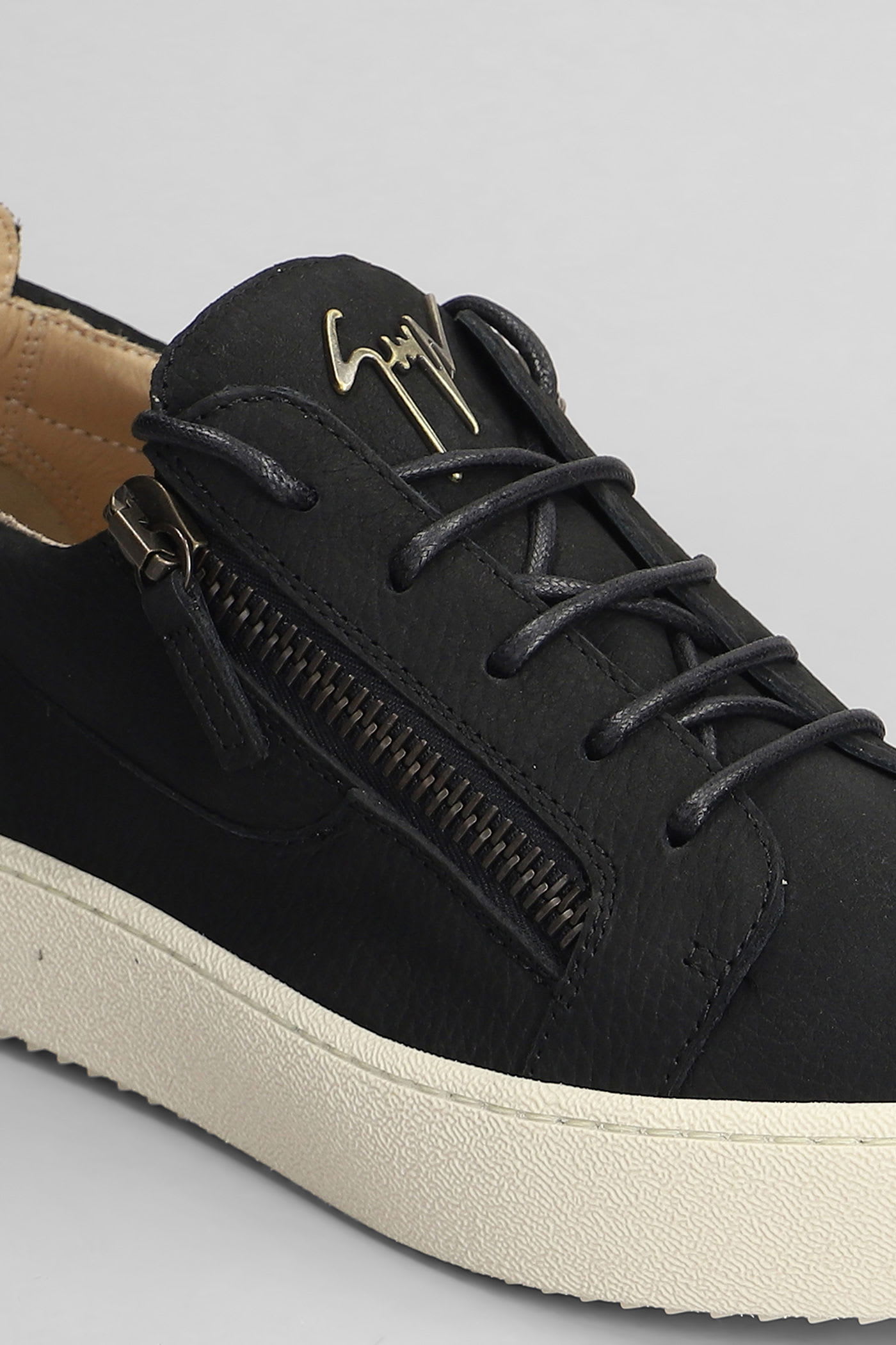 Giuseppe Zanotti Zip-detail Lace-up Sneakers In Black