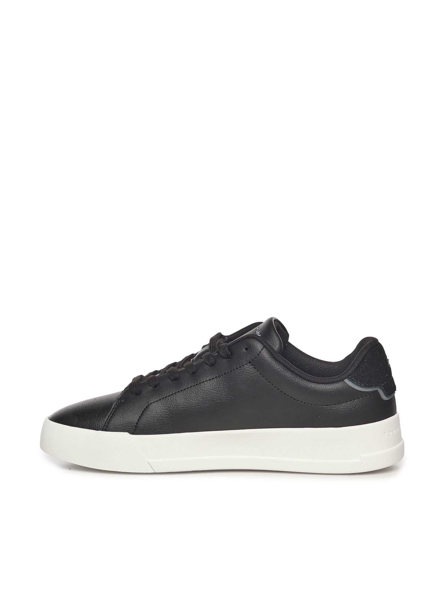 Tommy Hilfiger Leather Sneakers In Black