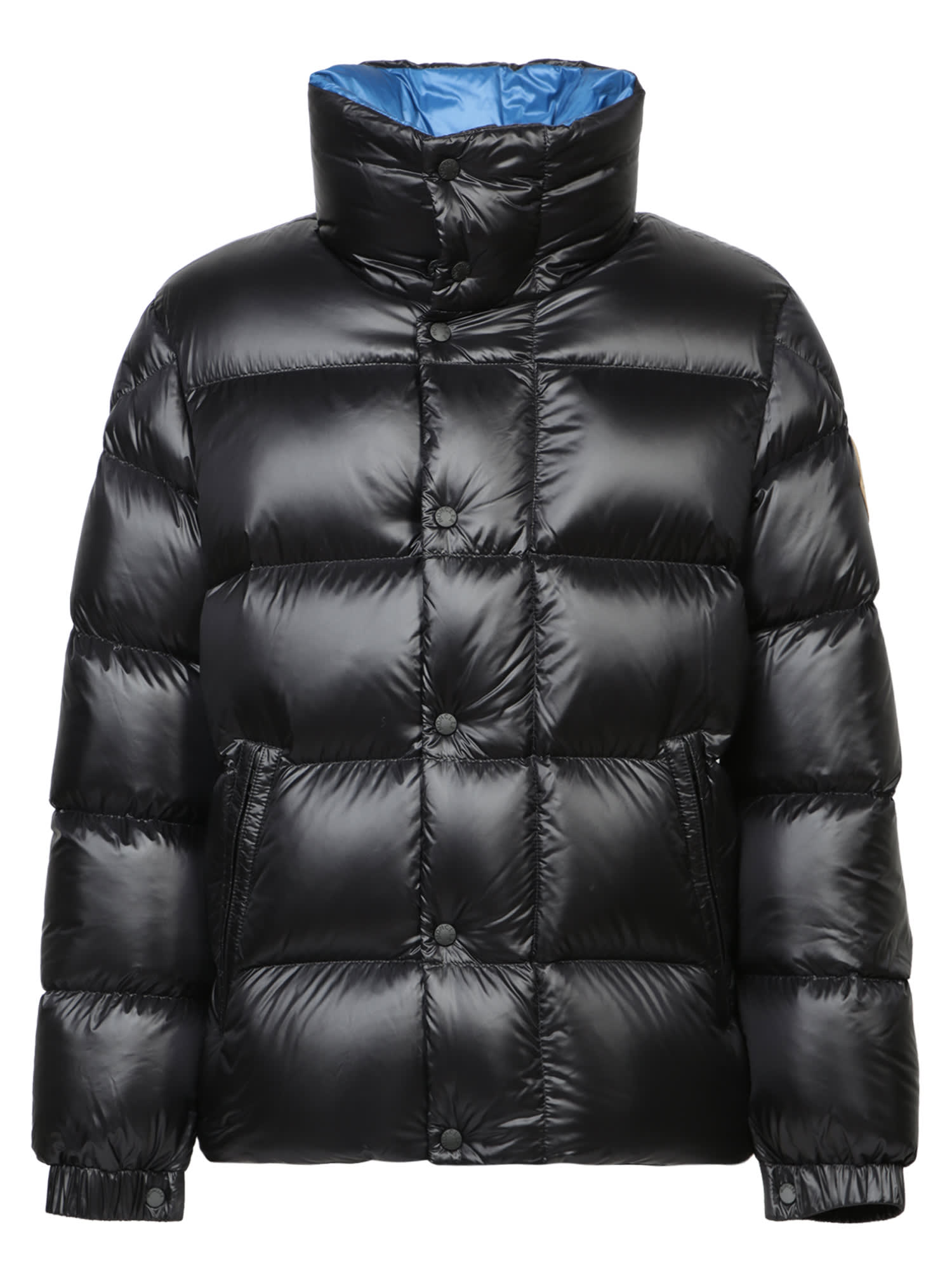 Moncler Dervox Logo Patch Down Jacket In Black