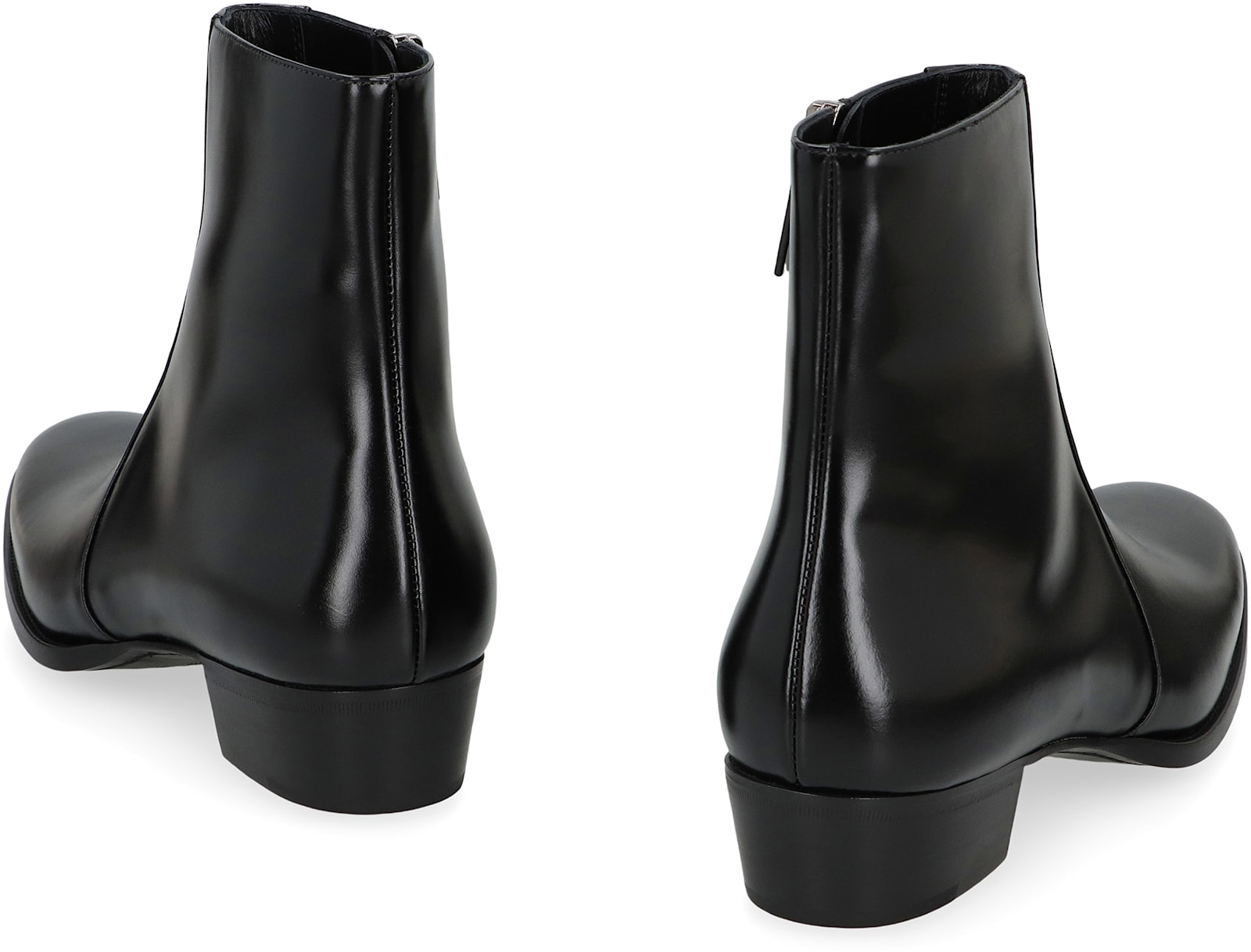 Saint Laurent Smooth Leather Roman Boots In Black