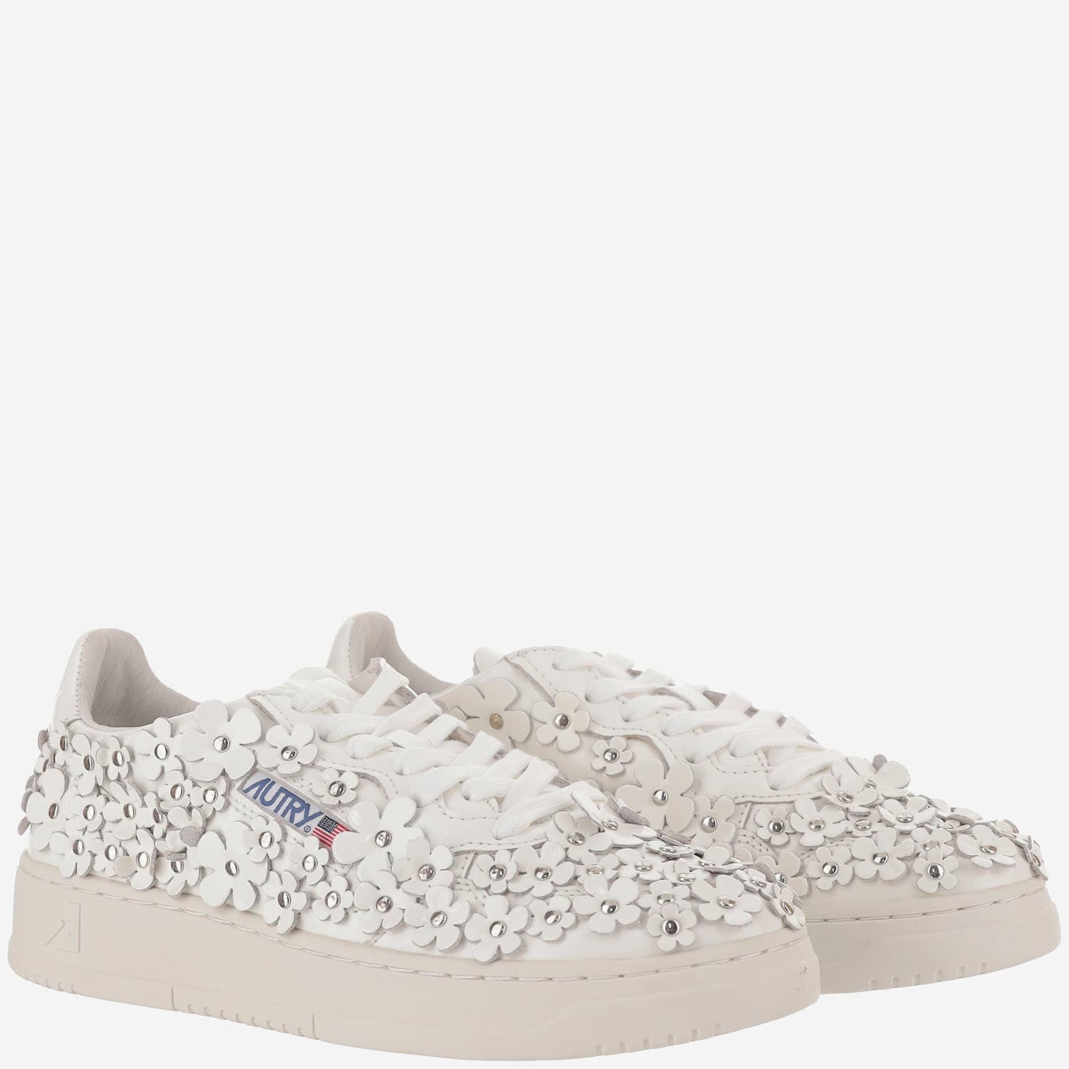 Autry Low-top Sneakers With Clean Silhouette And Rounded Toe In Neutral