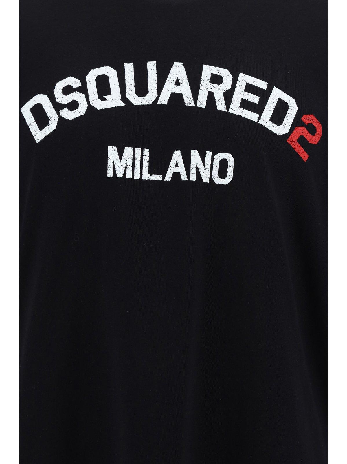 Shop Dsquared2 Logo Printed Crewneck T-shirt In Black